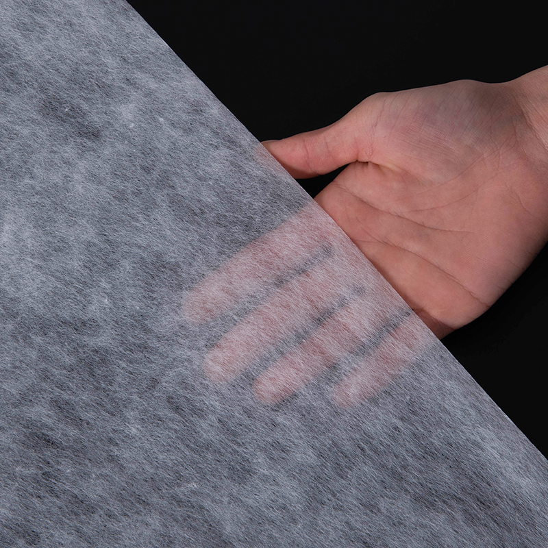 Broderat icke-vävt sammanfogande tyg Broderat icke-vävt sammanfogande tyg