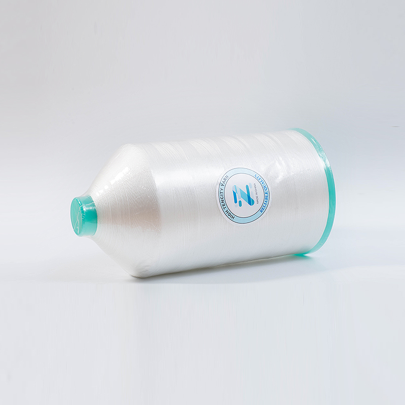 Vad är förhållandet mellan höghållfast polyestertråd och syttråd?