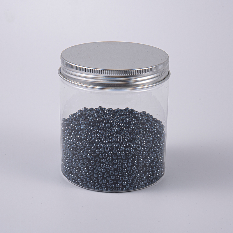 3,0 mm svarta broderi glaspärlor